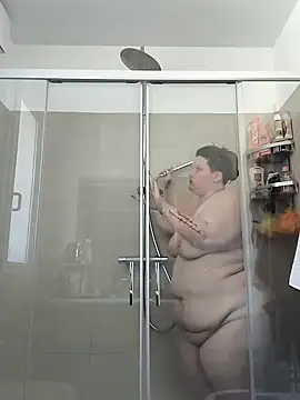 kitsune giada online show from March 2025 12:59:02 PM