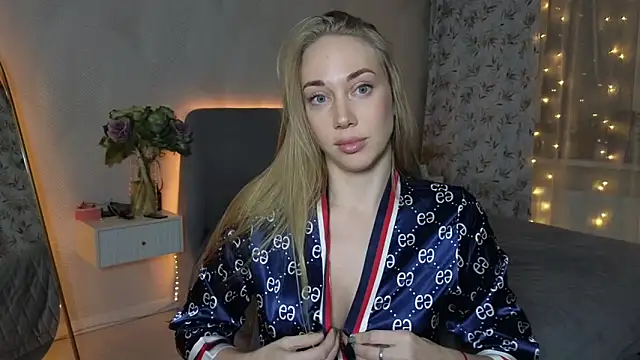 Engel 13 online show from December 2025 04:44:01 PM