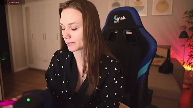 alexa feels  online show from February 2026 04:18:01 PM