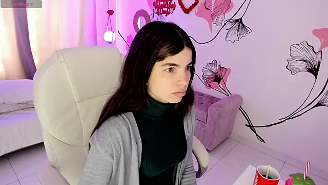 Isabela Fiorelli online show from February 2026 01:15:01 PM