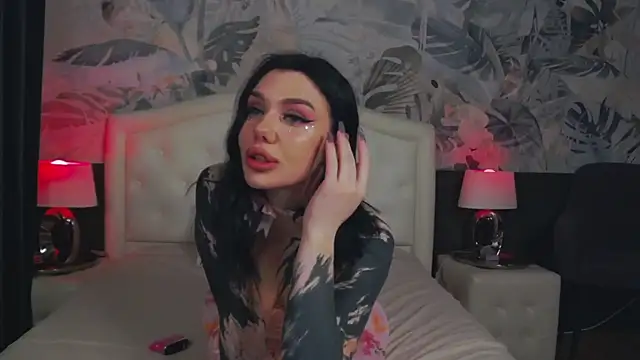 MaeveMoon online show from February 2026 06:28:01 PM