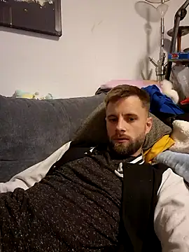 ademandjulia online show from October 2025 06:07:02 PM