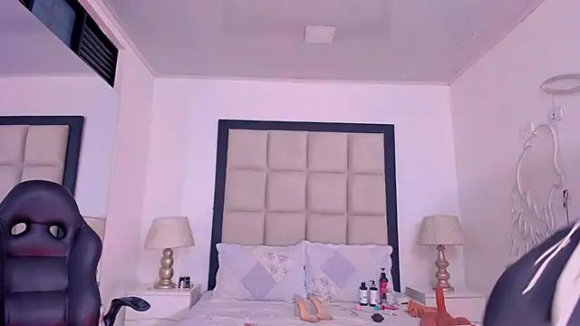 Snapshot of Zoe_CarterX chatting on September 2025 07:57:01 PM Zoe CarterX online show from September 2025 07:57:01 PM