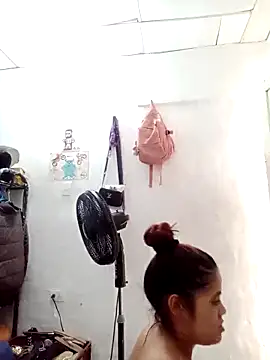 EsperanzaAndJey online show from September 2025 06:52:01 PM