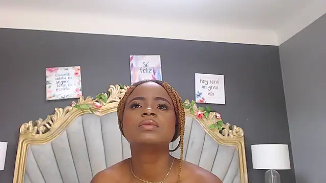 LindaBird online show from March 2025 02:32:02 PM