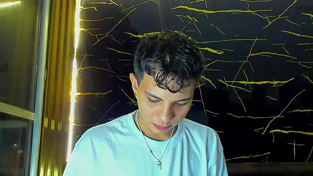 Alessandro 1610 online show from April 2026 05:10:01 AM