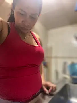 Carola-Ross online show from September 2025 06:41:02 PM