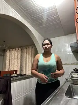 Carola-Ross online show from November 2025 05:35:02 PM