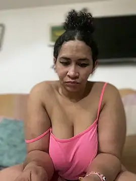 Carola-Ross online show from February 2026 02:48:02 PM