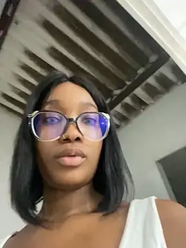 Snapshot of blackgril12 chatting on March 2025 12:00:02 AM blackgril12 online show from March 2025 12:00:02 AM