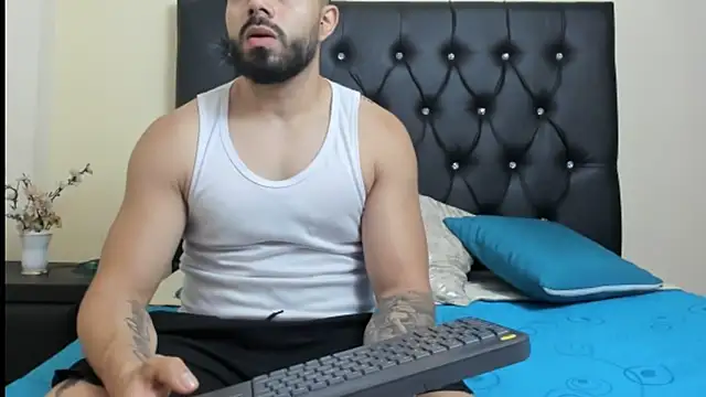 mikeblaree online show from February 2025 09:26:02 PM