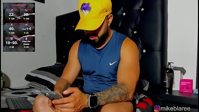 mikeblaree online show from January 2026 07:29:01 PM