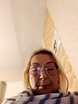 SophiaSky6037 online show from February 2025 05:31:02 PM