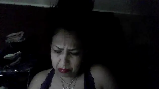 Snapshot of SweetSexyLatina chatting on May 2026 01:27:01 PM SweetSexyLatina online show from May 2026 01:27:01 PM