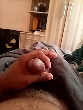 Cumboy2567 online show from January 2026 03:33:01 AM