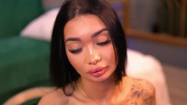 SashaFerrera online show from March 2025 01:08:02 AM