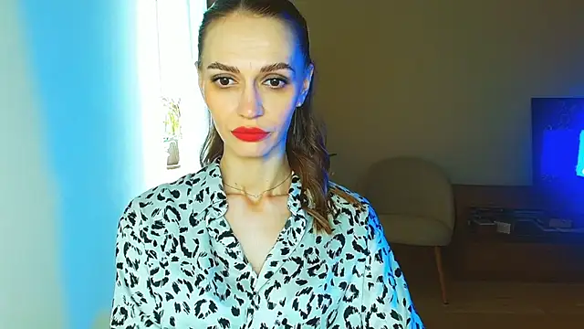 Lady Sunshine  online show from April 2026 06:44:01 AM