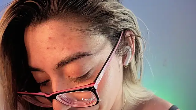 Carolblonde online show from June 2026 05:12:01 AM