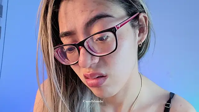 Carolblonde online show from June 2026 10:36:02 PM