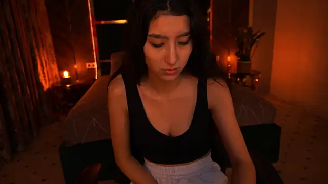 Snapshot of CharmMocco chatting on February 2025 10:26:01 AM CharmMocco online show from February 2025 10:26:01 AM