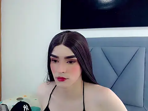 dominic 00 online show from January 2026 08:22:01 PM