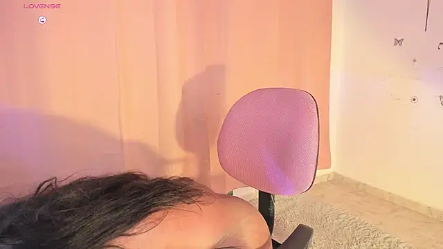 Snapshot of Nataylayla chatting on October 2025 09:35:02 PM Nataylayla online show from October 2025 09:35:02 PM