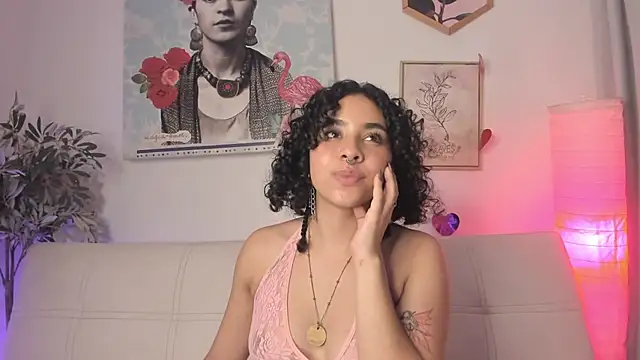 Dhalila  online show from February 2025 04:28:02 AM