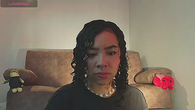 Snapshot of Dhalila_ chatting on June 2026 01:34:01 PM Dhalila online show from June 2026 01:34:01 PM