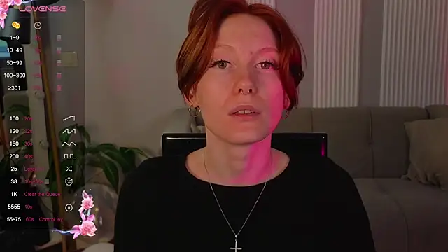 Snapshot of JoYung chatting on September 2025 04:12:02 AM JoYung online show from September 2025 04:12:02 AM