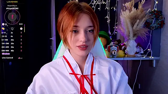 Hisoka akerley online show from April 2026 07:00:01 PM