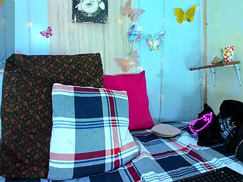 corynatayler online show from March 2026 10:27:01 PM