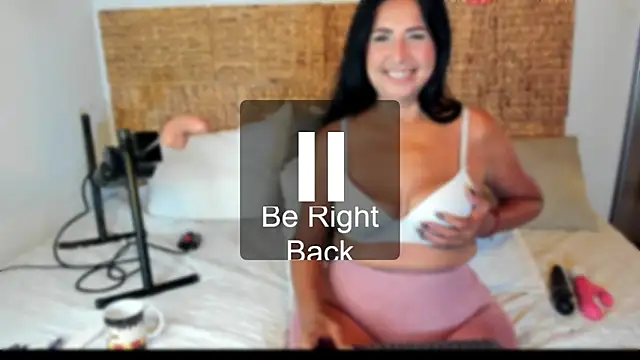 Jackiehmilf52 online show from February 2026 02:24:02 PM