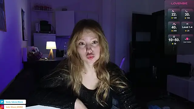 Sakura Moore online show from March 2025 08:16:02 AM