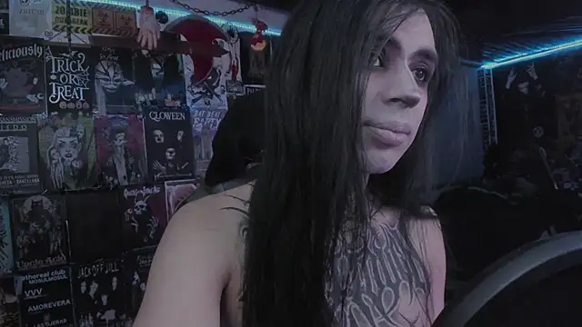 Snapshot of rotten_dreams chatting on November 2025 11:47:01 PM rotten dreams online show from November 2025 11:47:01 PM