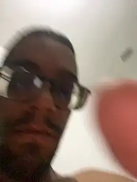 Diegodelicia online show from April 2026 02:44:01 AM