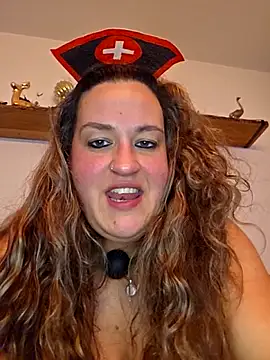 justtess online show from February 2026 09:42:01 PM