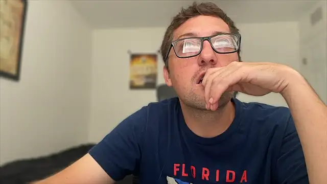 Milflover96 online show from October 2025 06:52:02 PM