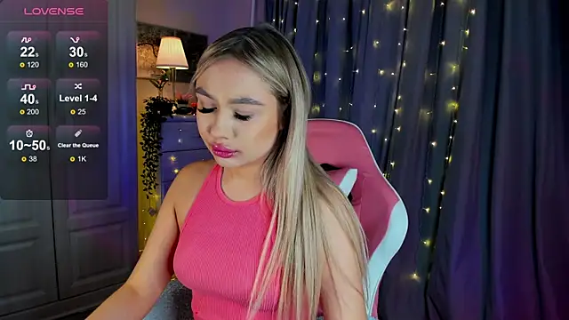 Snapshot of _Loneve__ chatting on March 2025 04:50:02 PM  Loneve   online show from March 2025 04:50:02 PM