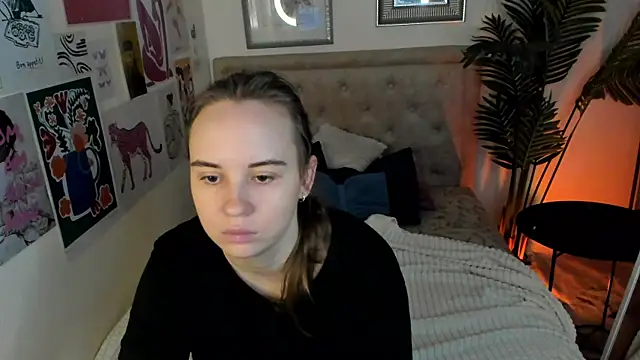 Lika 0ne online show from April 2026 12:17:02 PM