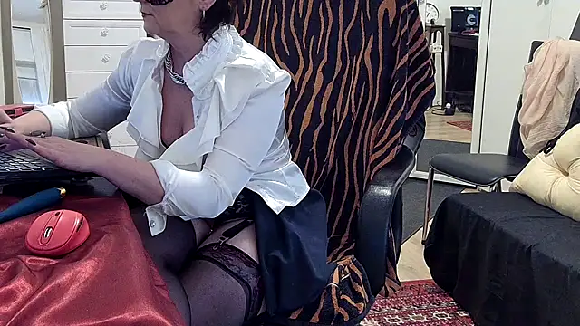 Snapshot of Chanel_Noire chatting on March 2025 04:13:02 PM Chanel Noire online show from March 2025 04:13:02 PM