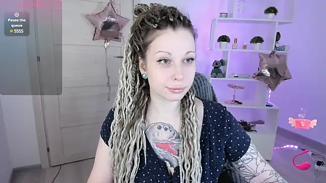 HoneySallyMoore online show from December 2024 06:50:01 PM