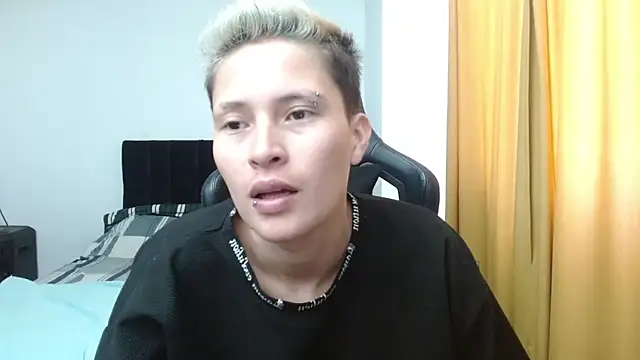 Snapshot of duo_peludoo chatting on June 2026 05:22:01 PM duo peludoo online show from June 2026 05:22:01 PM