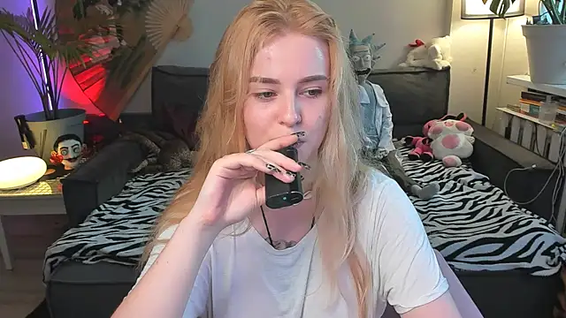 Snapshot of Alexa_Pirs chatting on July 2026 02:43:02 PM Alexa Pirs online show from July 2026 02:43:02 PM