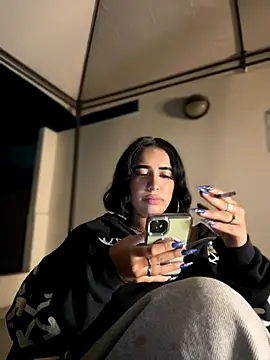 Scarlett-LS online show from September 2025 01:49:02 AM