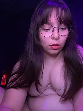 Solo yoss online show from April 2026 06:47:02 AM