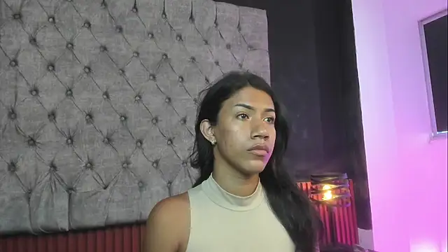 AntoniSantoss online show from December 2025 07:43:02 PM