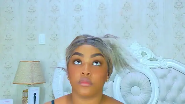 TianahGlow online show from January 2026 08:34:02 PM