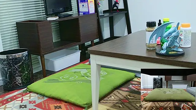 YARASERO-kun online show from November 2025 08:04:01 AM