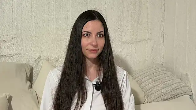 SandraSchon online show from April 2026 06:43:01 PM