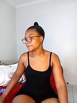 Snapshot of Kylie6lack chatting on February 2025 06:29:02 AM Kylie6lack online show from February 2025 06:29:02 AM